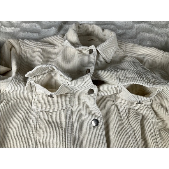 POL  Women's Size Small  Corduroy Jacket Button Front Frayed Cut Hem - Picture 5 of 11